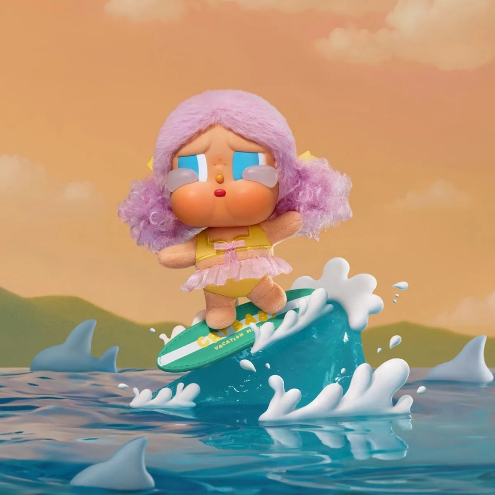 CRYBABY Vacation Mode On Series Vinyl Plush Pendant - Let's Surf - Picture 3 of 3